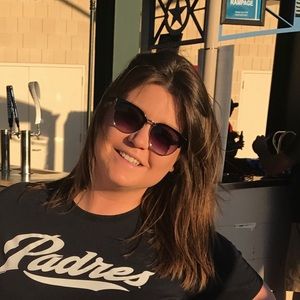 Meet your Posher, Amanda